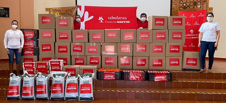 Nuestros voluntarios han querido dedicar el Día del Voluntariado de MAPFRE a realizar una colecta para poder alimentar a muchas personas que carecen de lo más básico