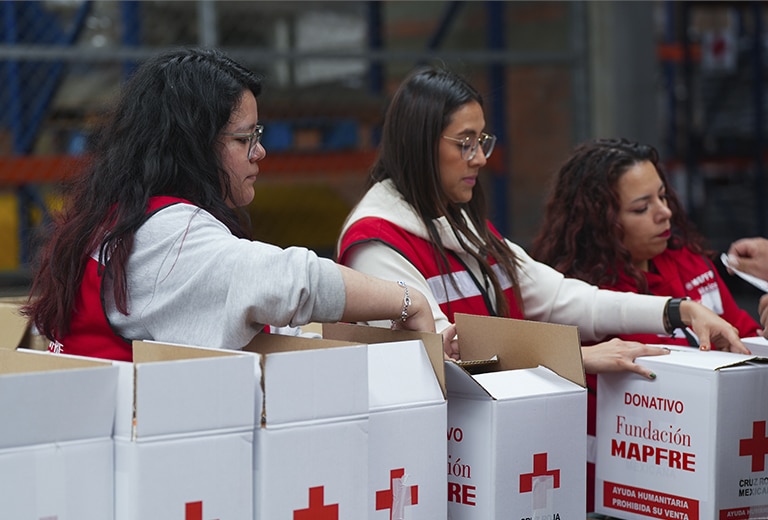 El trabajo coordinado con Cruz Roja nos permitió llegar a miles de personas afectadas por las inundaciones