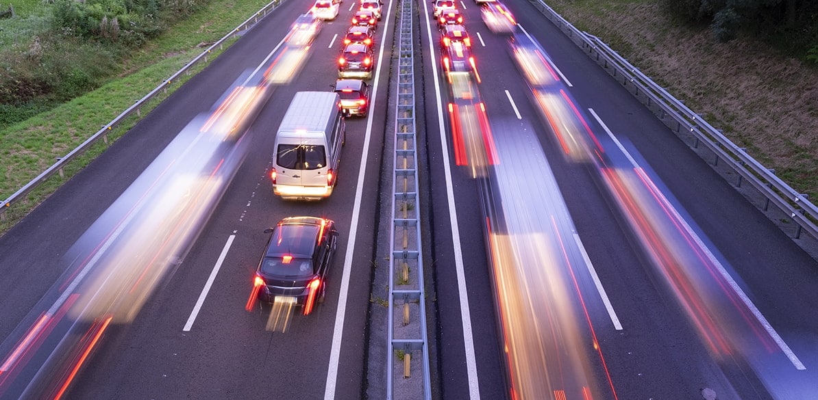 Cerca del 30% de los vehículos en algunas de las principales ciudades del país, incluida Ciudad de México, rebasan el límite de velocidad